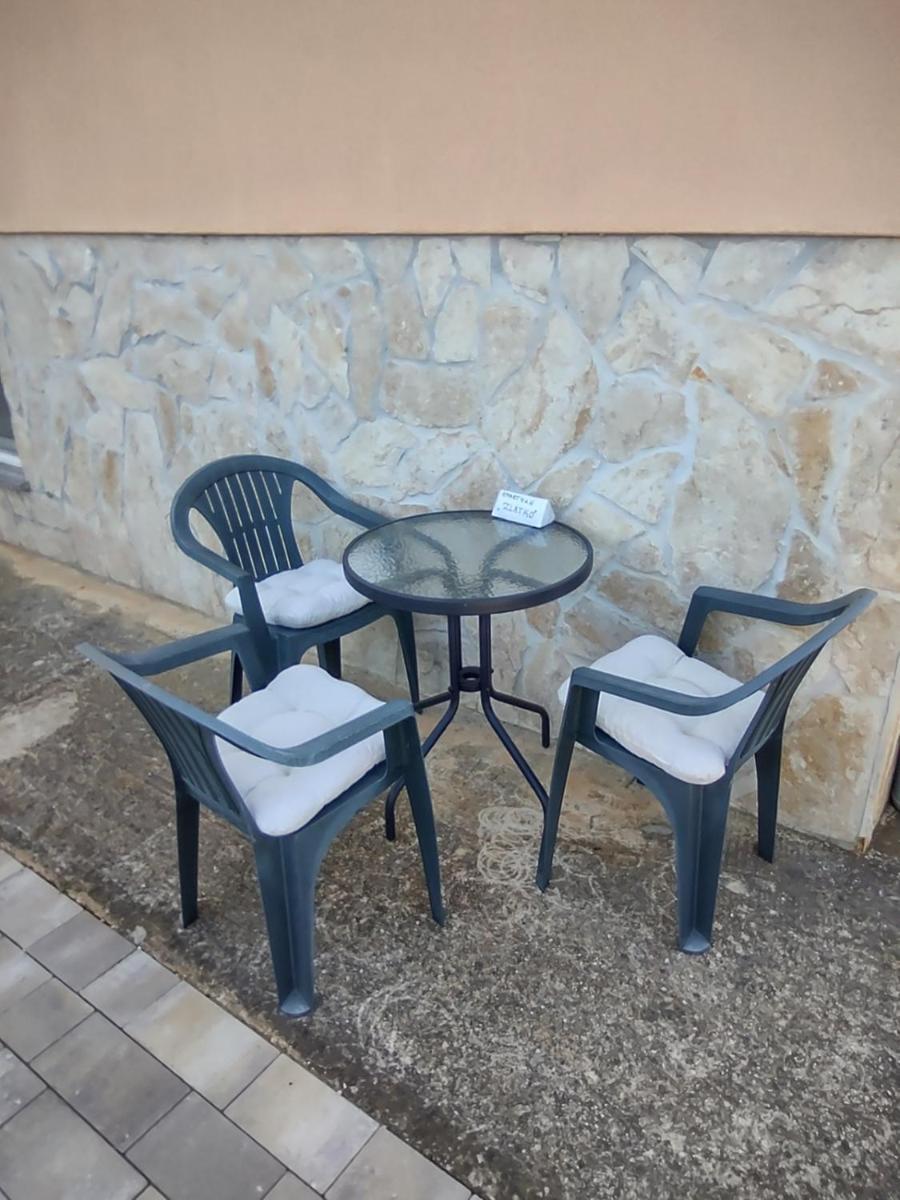 Apartment Zlatko โรวีน ภายนอก รูปภาพ